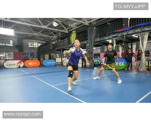 羽毛球热议：上海羽毛球队战术选择引发的激烈讨论与思考